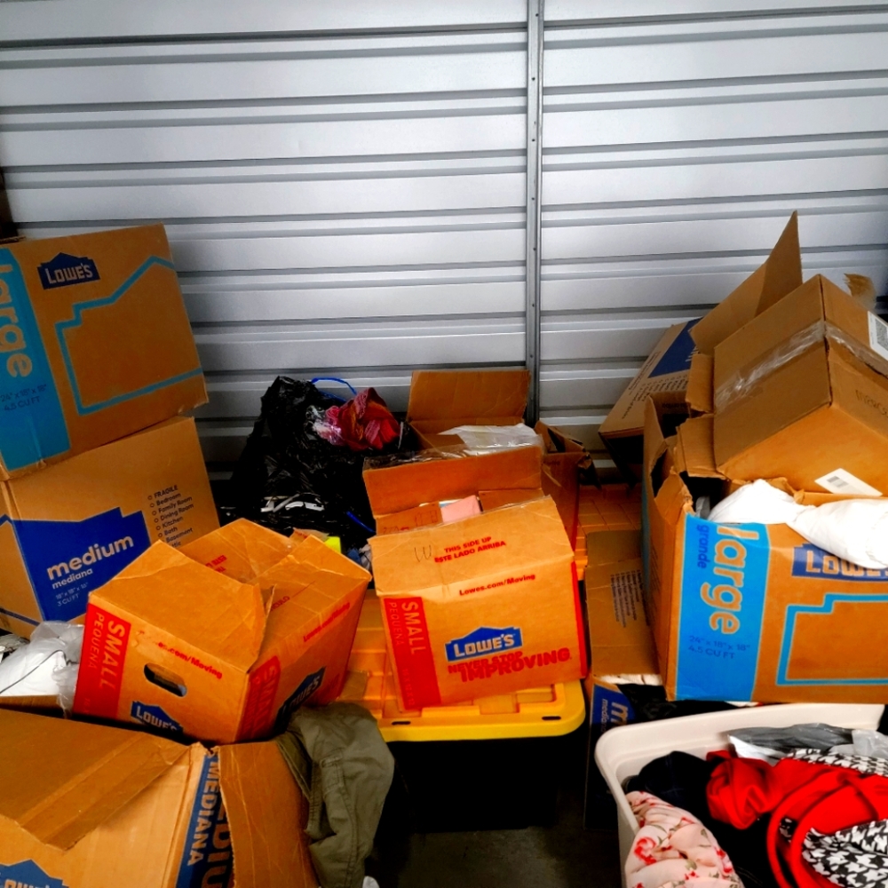 🌈👠STORAGE CLEAN OUT🛍 🌈